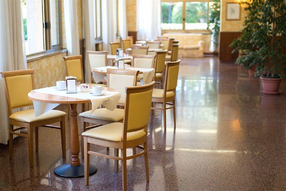 Park Hotel Blanc Et Noir ローマ エクステリア 写真