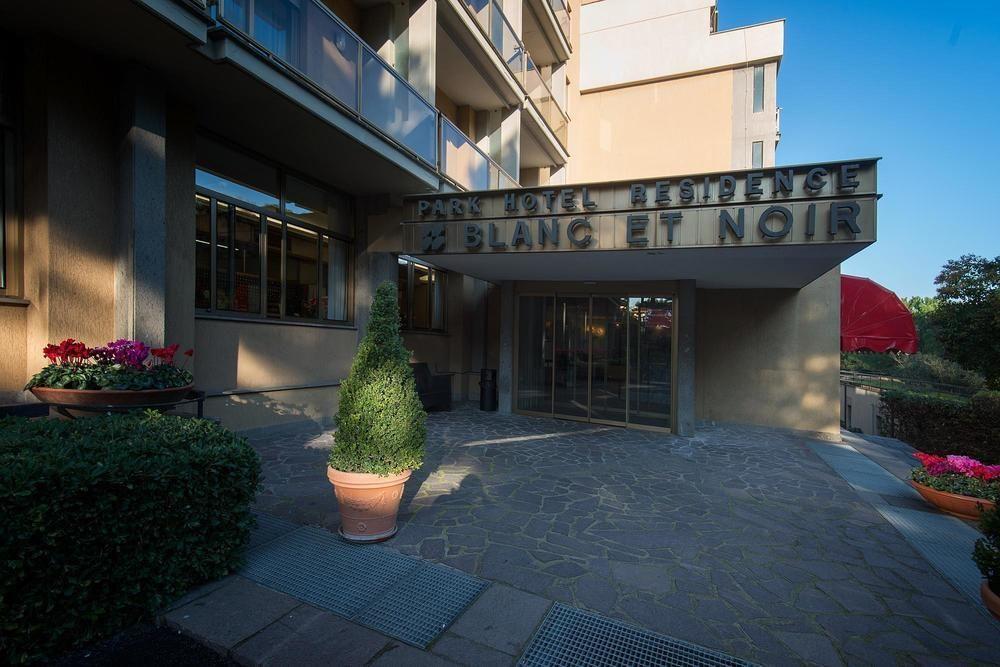 Park Hotel Blanc Et Noir ローマ エクステリア 写真